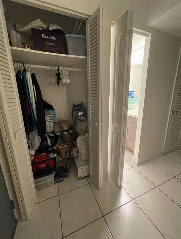 1670 NE 191st St 401