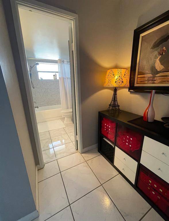 1670 NE 191st St 401