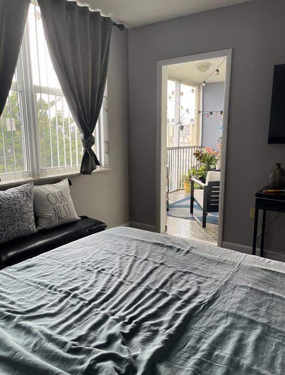 1670 NE 191st St 401