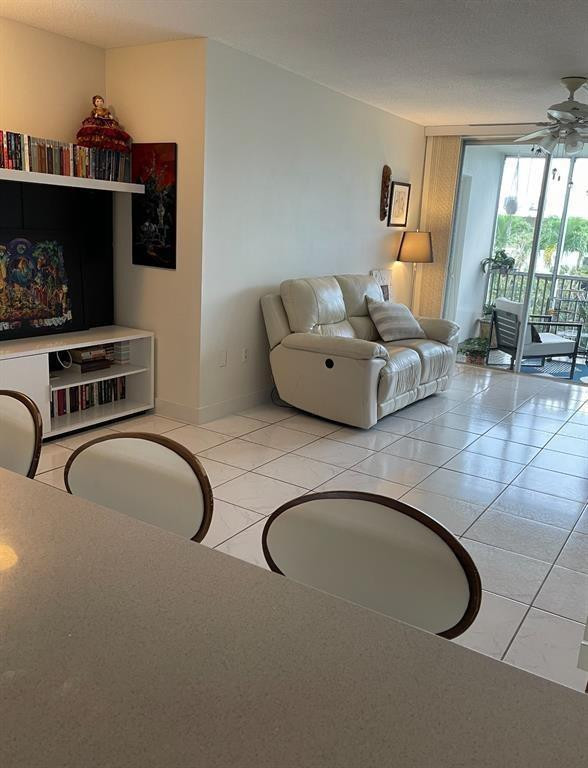 1670 NE 191st St 401