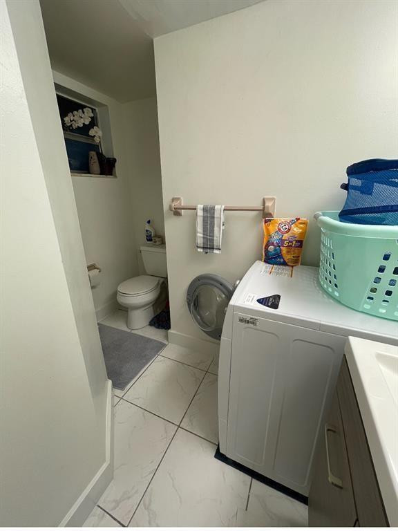 1670 NE 191st St 401