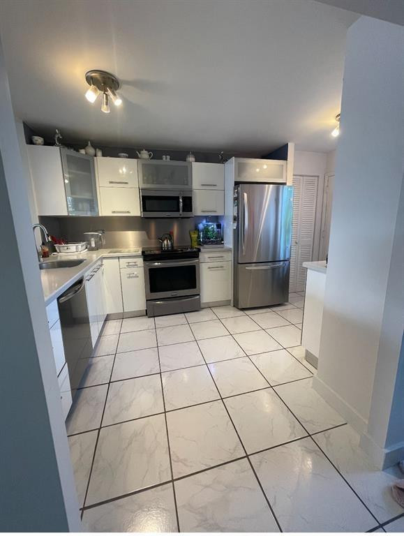 1670 NE 191st St 401