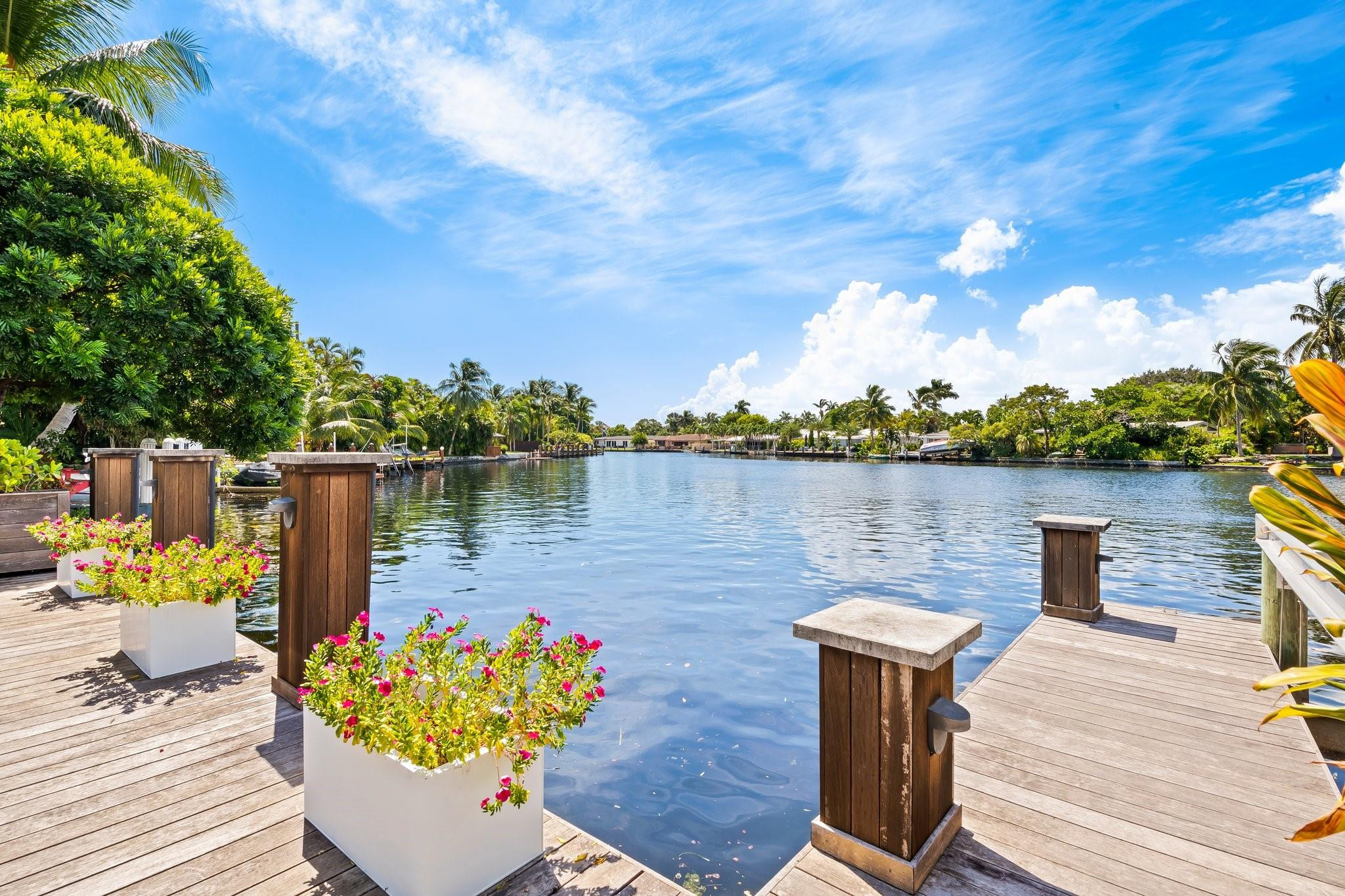 2813 Coral Shores Dr