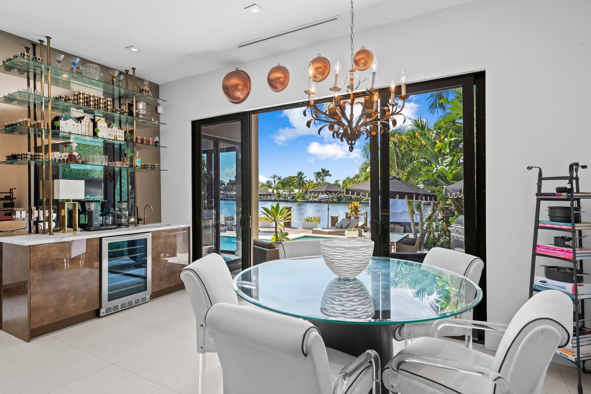 2813 Coral Shores Dr