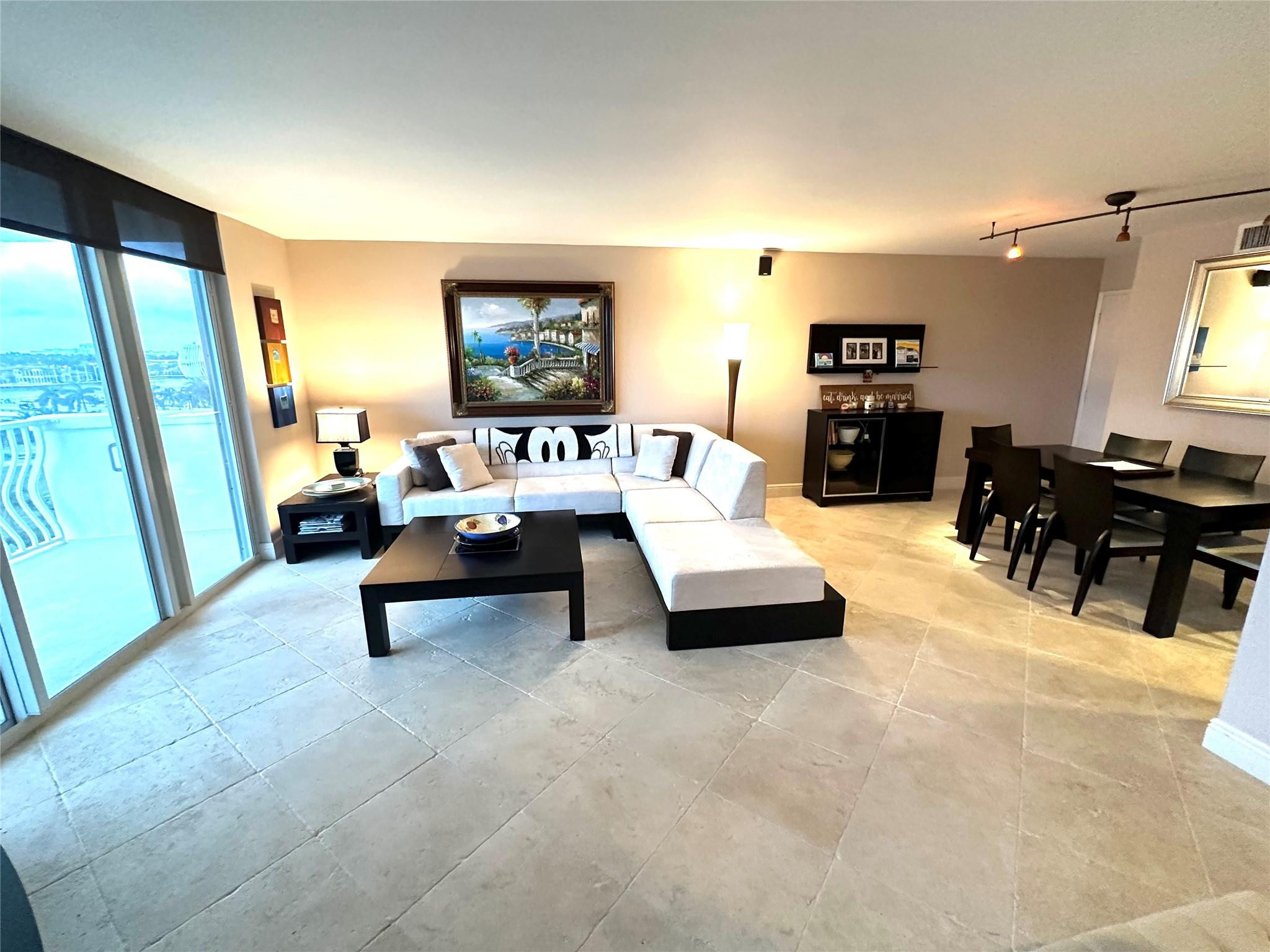 1 Las Olas Circle 605