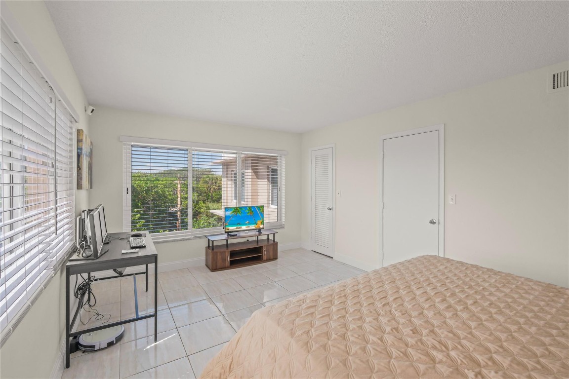 1151 N Beach Blvd 3C