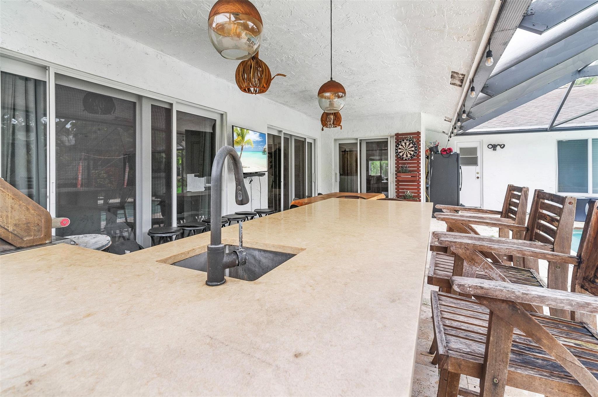 5028 NW 48th Ave