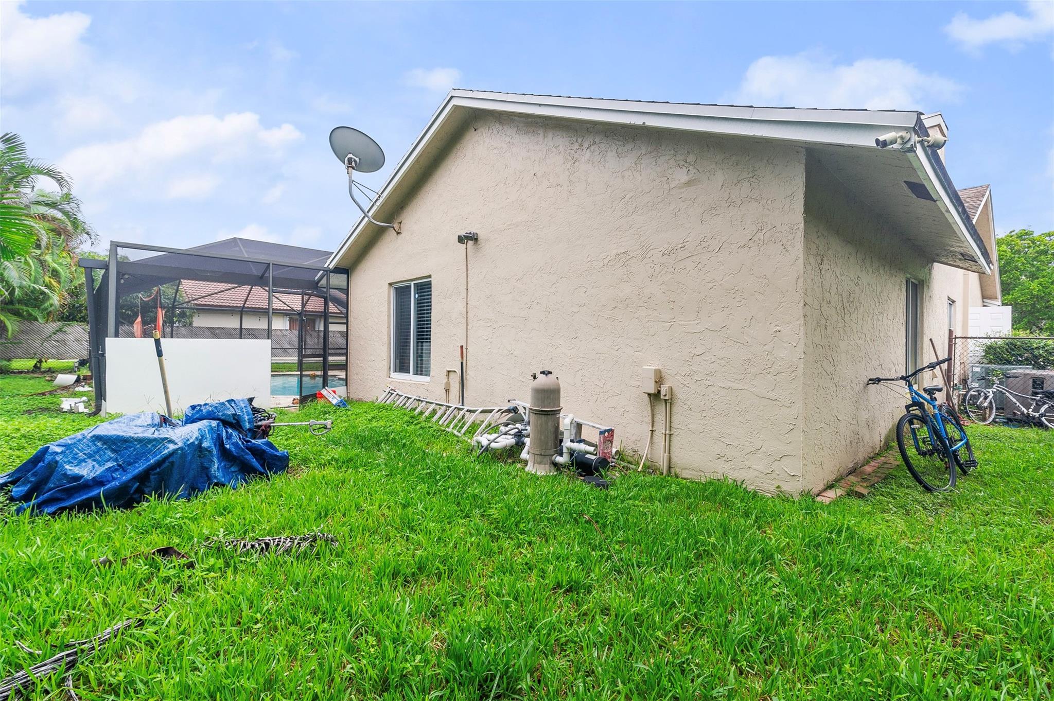 5028 NW 48th Ave