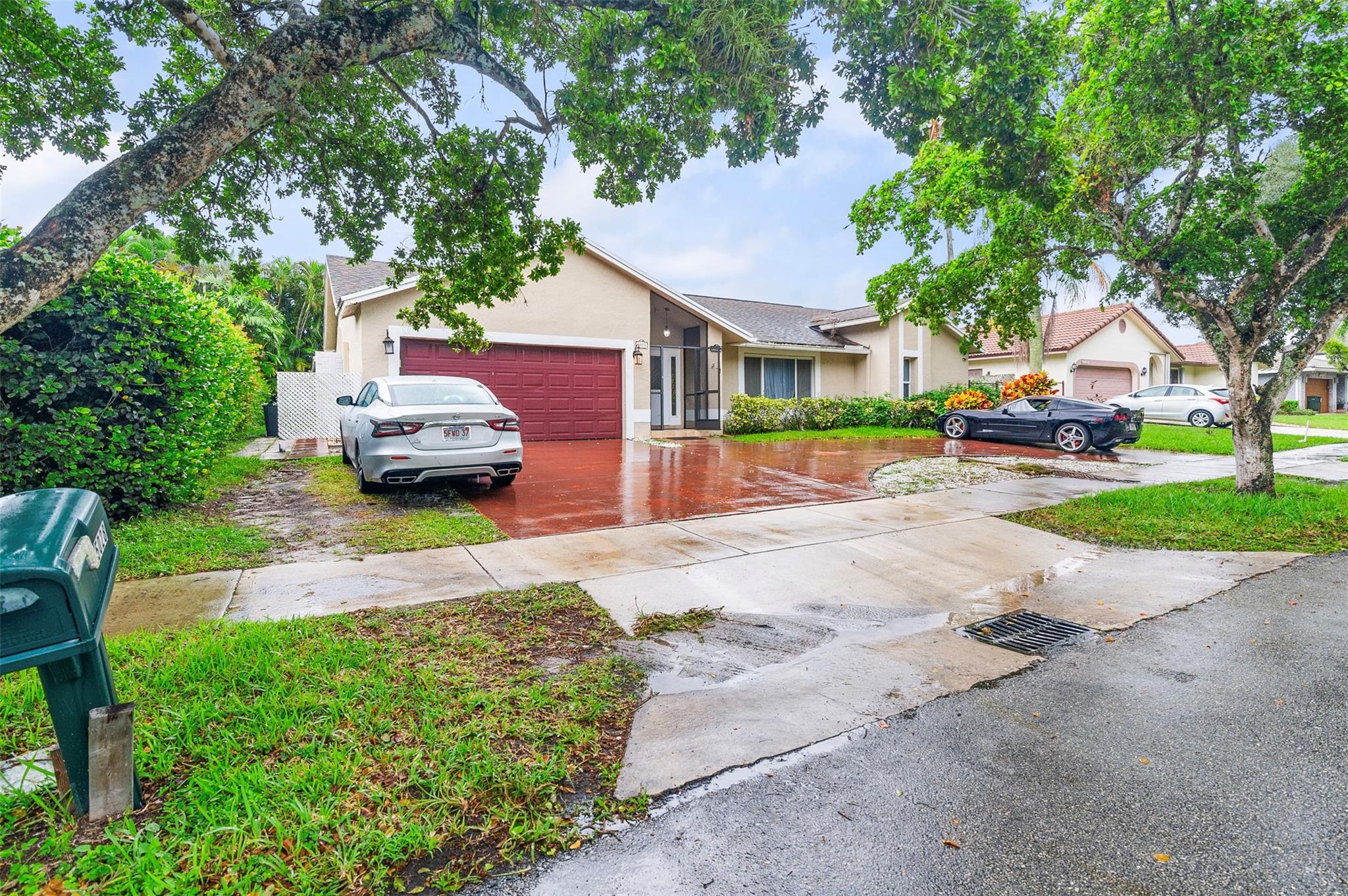 5028 NW 48th Ave