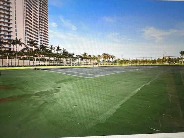 2800 N Ocean Dr 21A