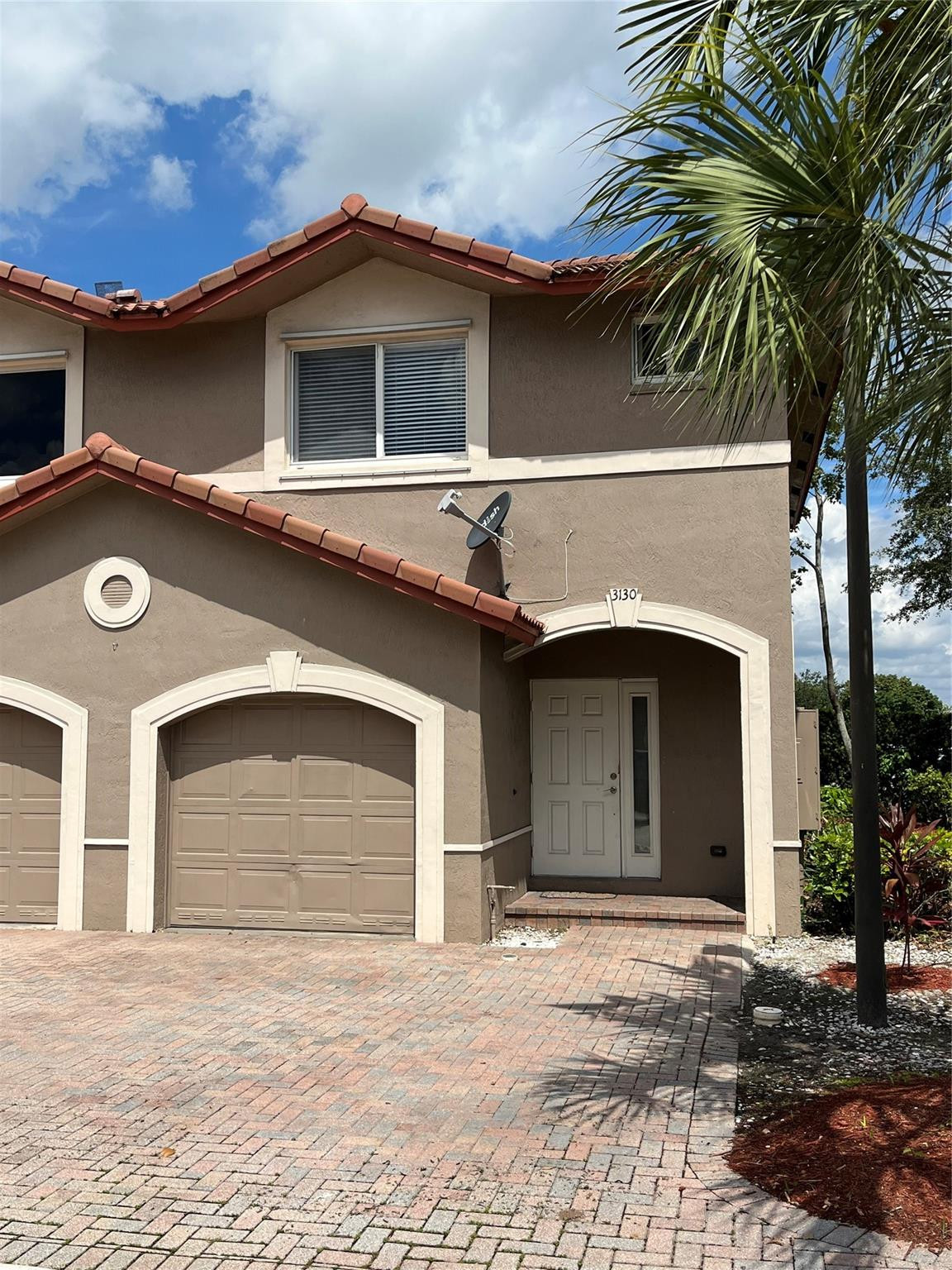 3130 S Coral Ridge Dr