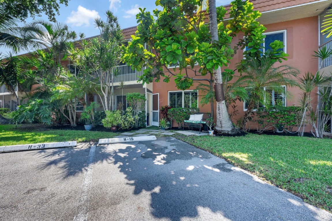 1920 NE 1st Ter 116 H