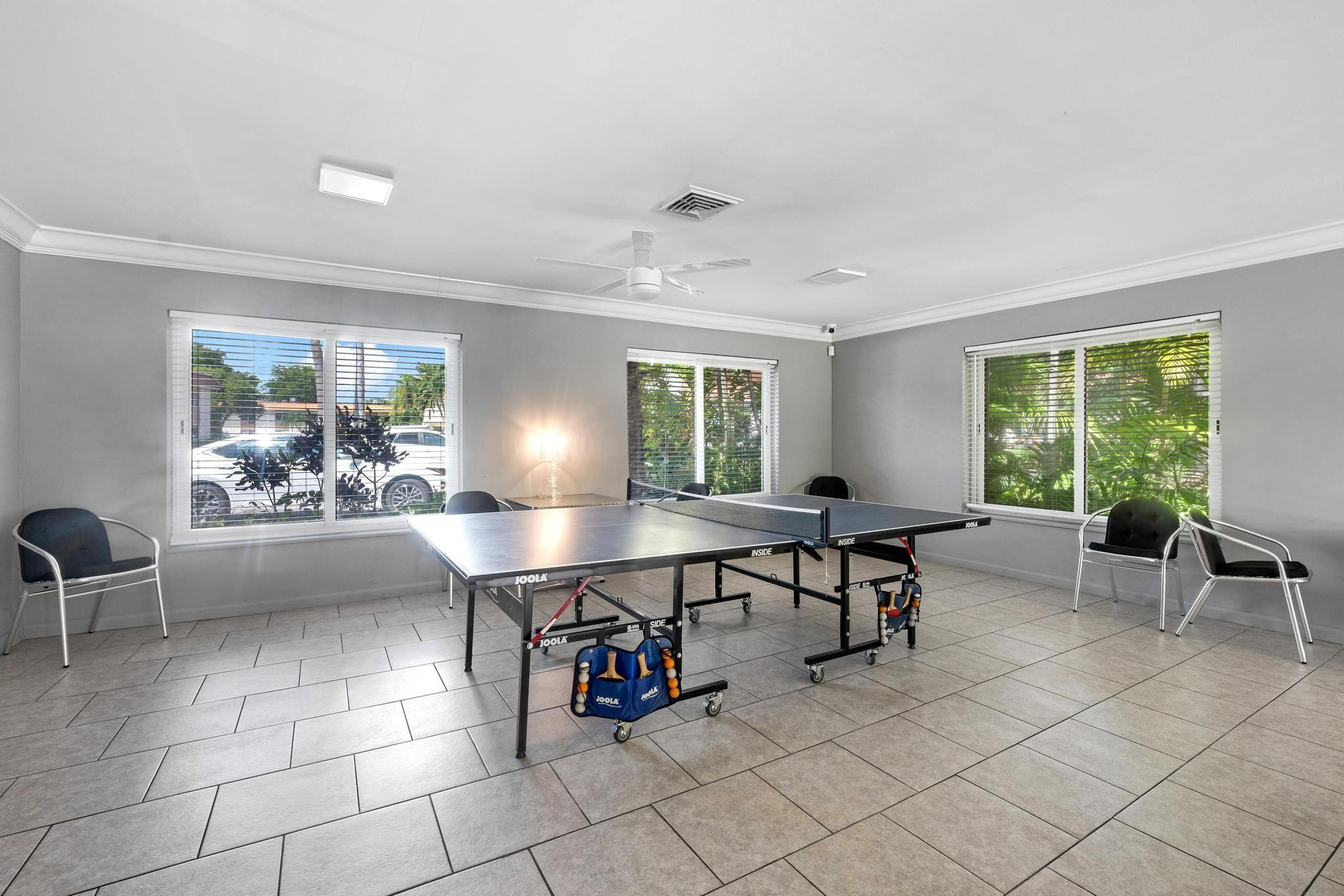 1920 NE 1st Ter 116 H