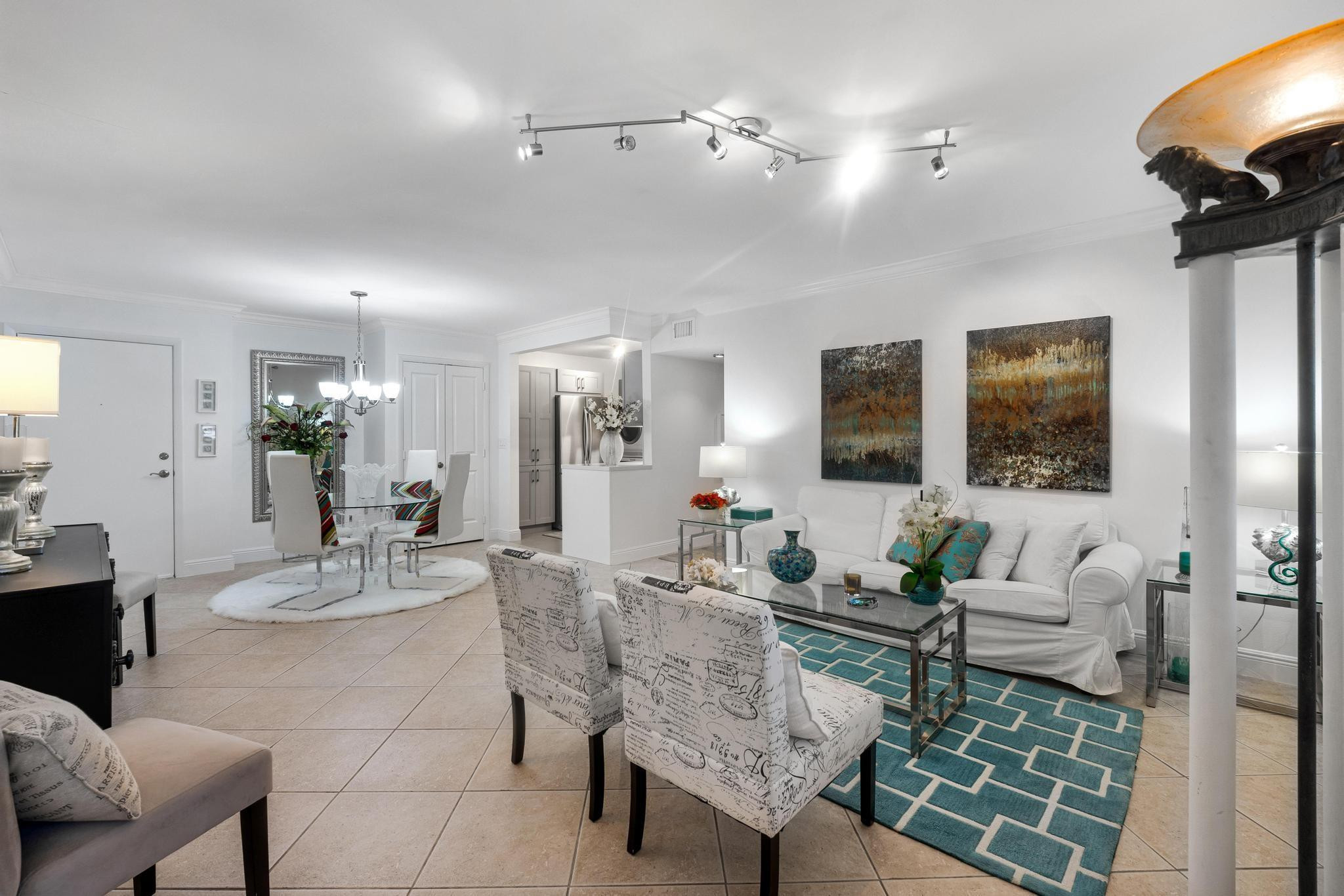 1920 NE 1st Ter 116 H