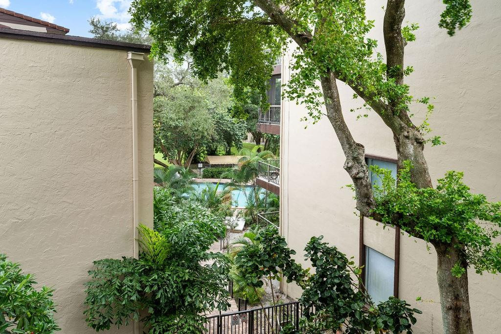 6060 S Falls Circle Dr 422