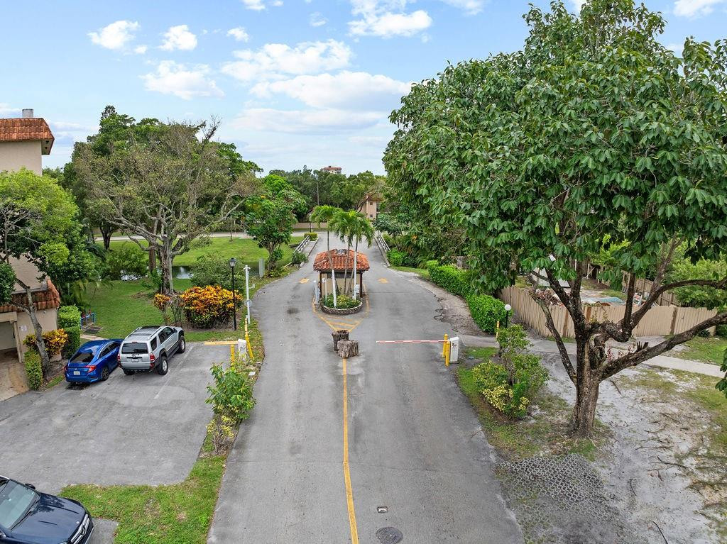 6060 S Falls Circle Dr 422