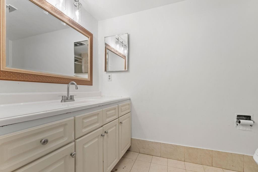 6060 S Falls Circle Dr 422