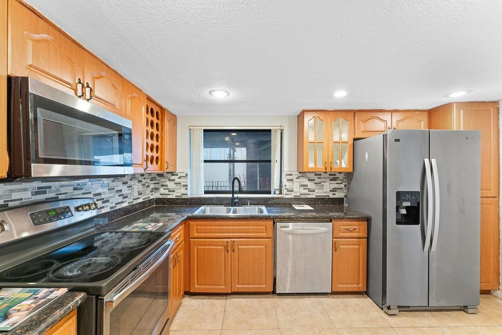6060 S Falls Circle Dr 422