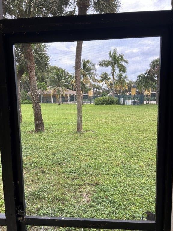 1108 Meadows Cir 1108