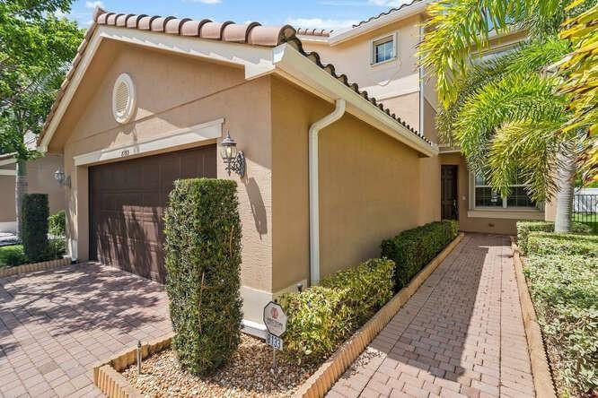 8133 Kendria Cove Ter