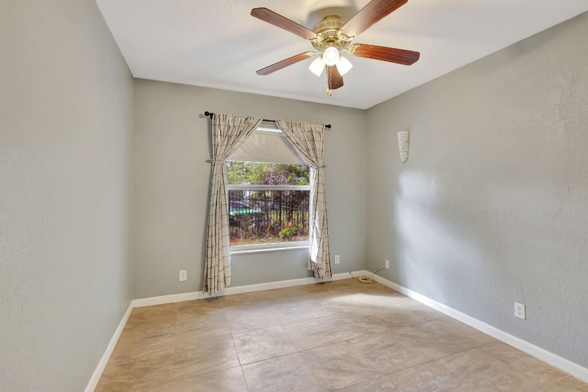 2490 NW 4th Court, Pompano Beach