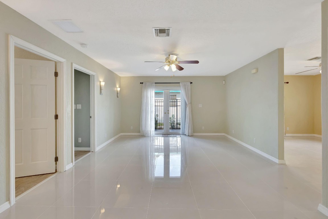 2490 NW 4th Court, Pompano Beach