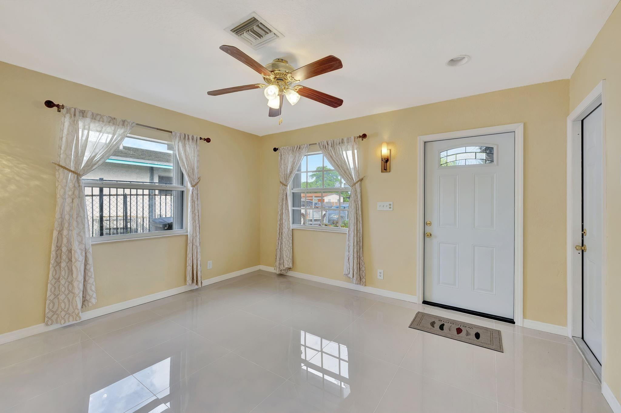 2490 NW 4th Court, Pompano Beach