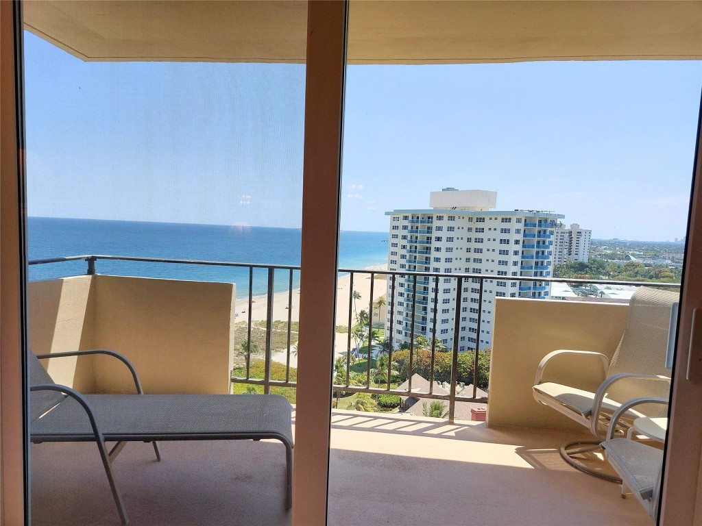 2000 S Ocean Blvd 14 F
