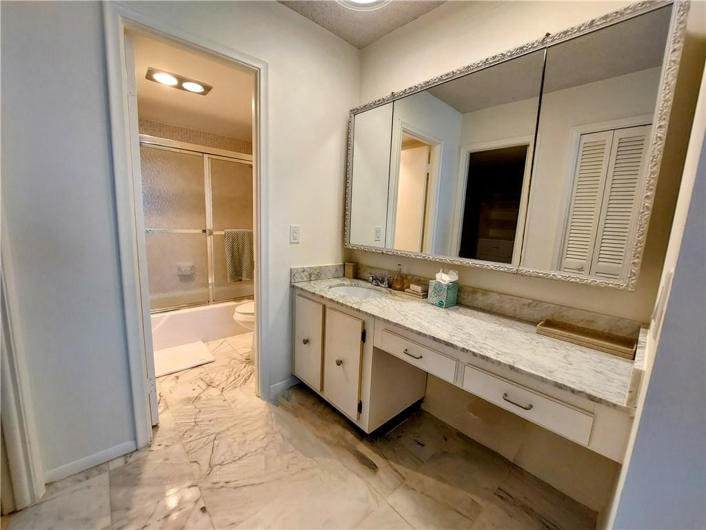 2000 S Ocean Blvd 14 F