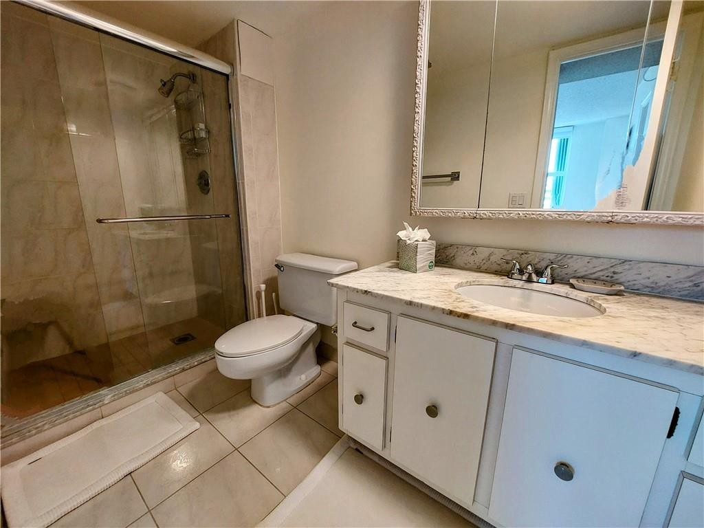 2000 S Ocean Blvd 14 F