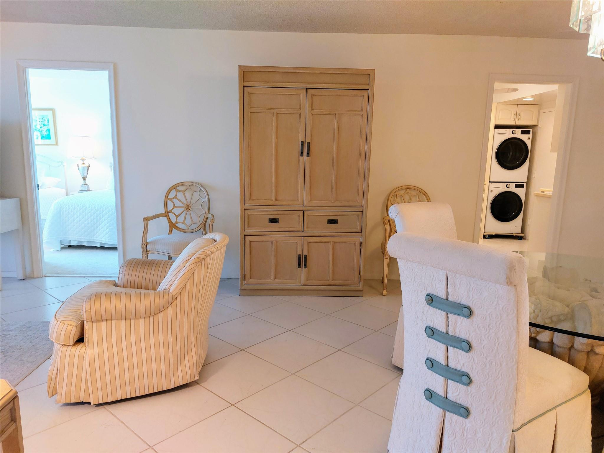 2000 S Ocean Blvd 14 F