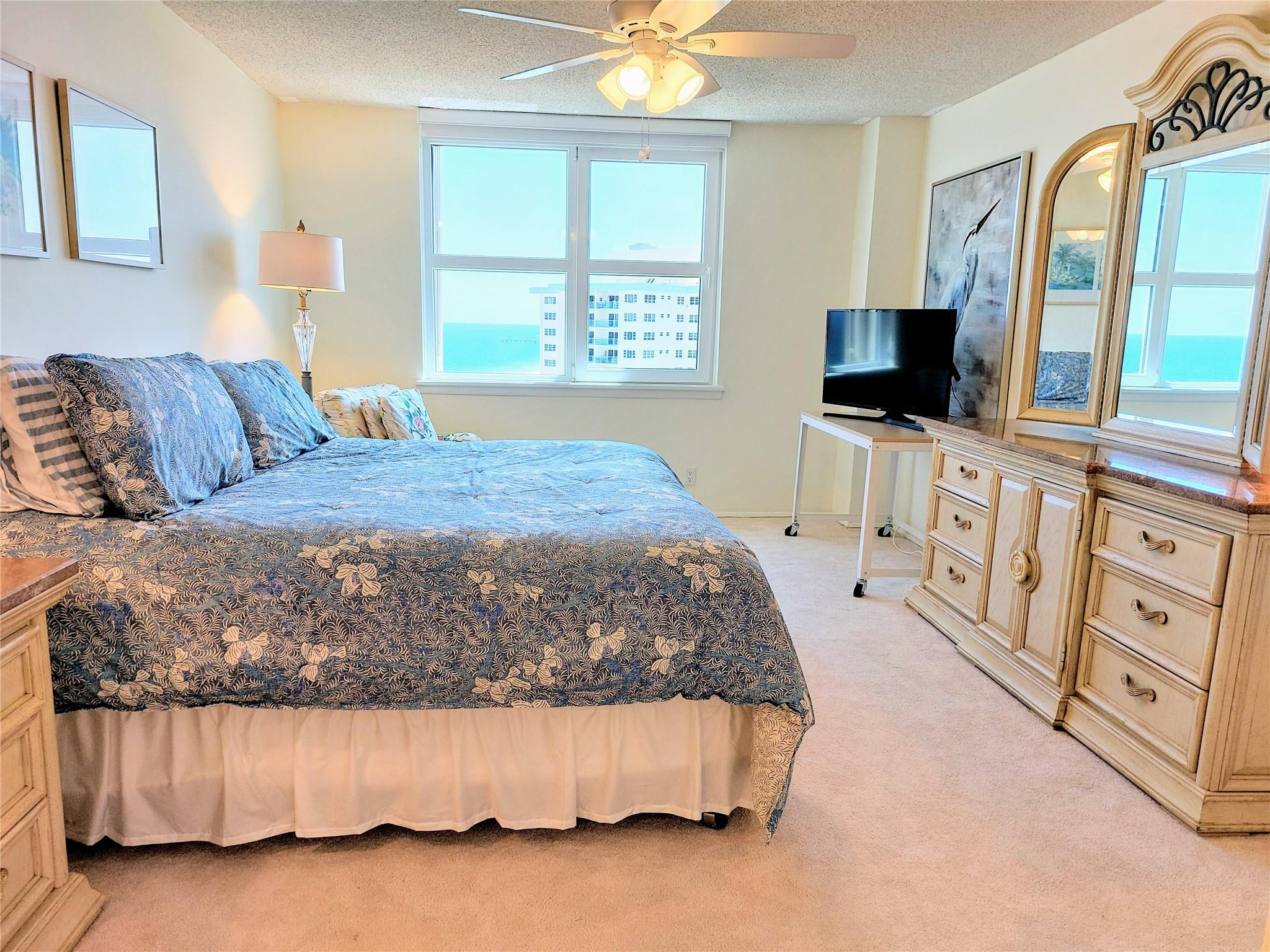 2000 S Ocean Blvd 14 F