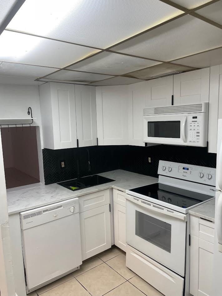 20200 NE 29th Ct 106