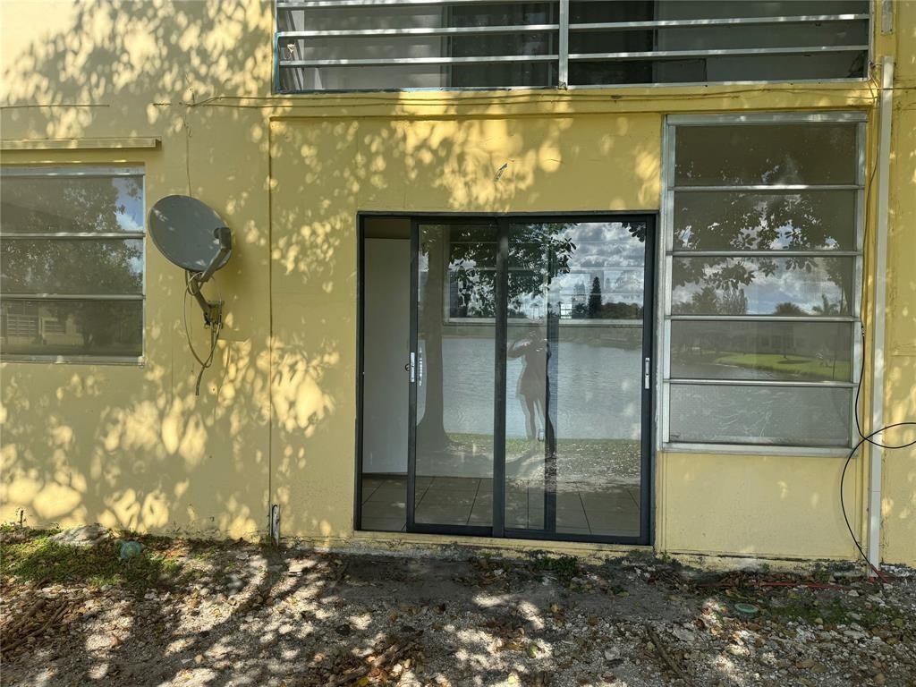 20200 NE 29th Ct 106