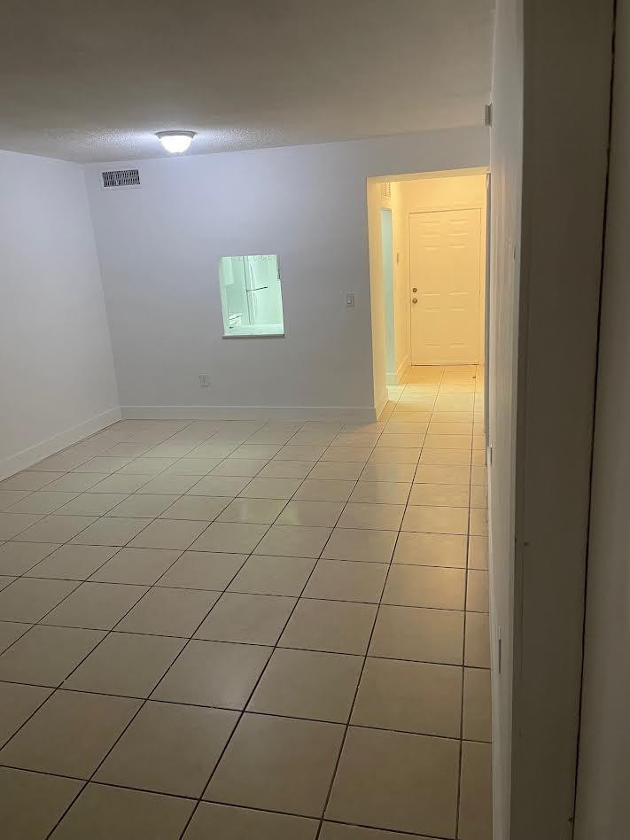 20200 NE 29th Ct 106