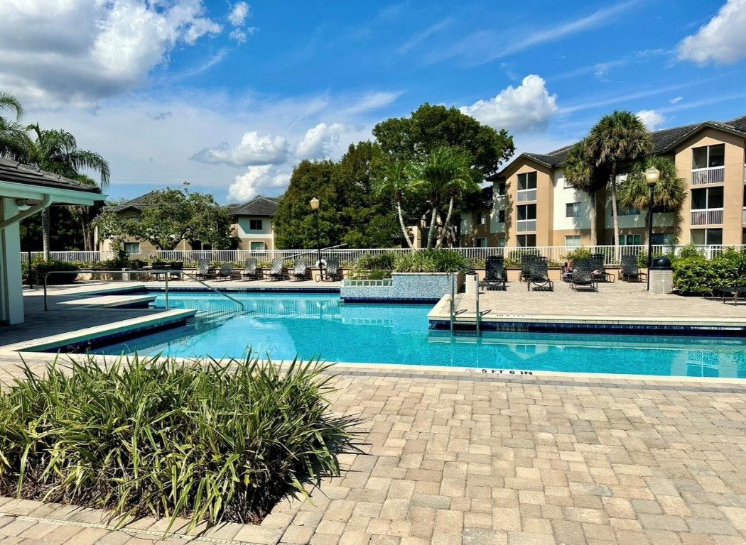 9955 Westview Drive 215, Coral Springs Unit: 215