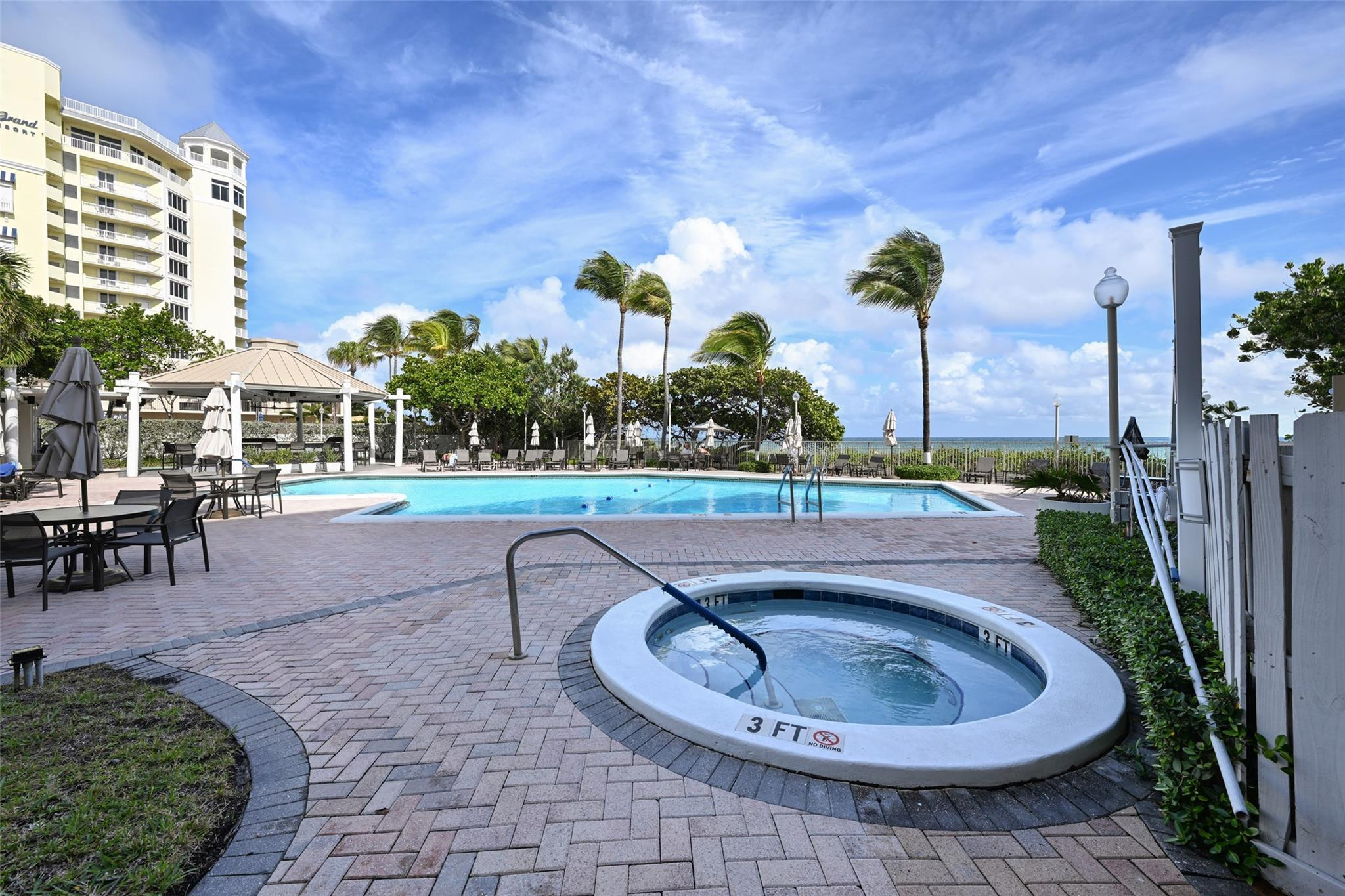 1901 N Ocean Blvd TH-D