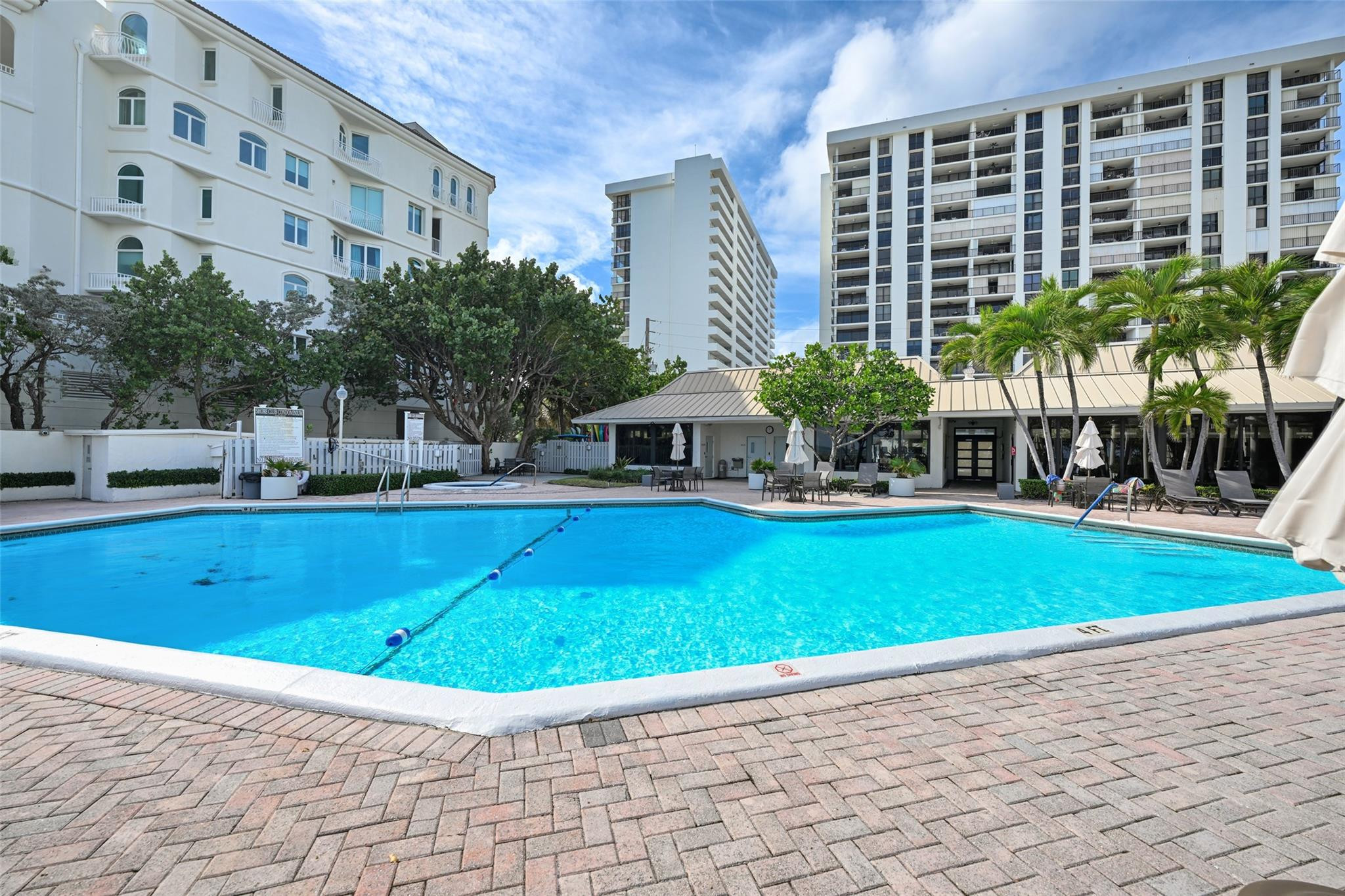 1901 N Ocean Blvd TH-D