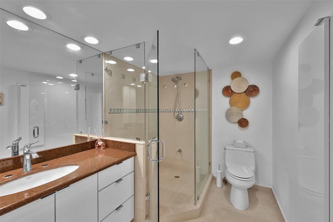 1901 N Ocean Blvd TH-D