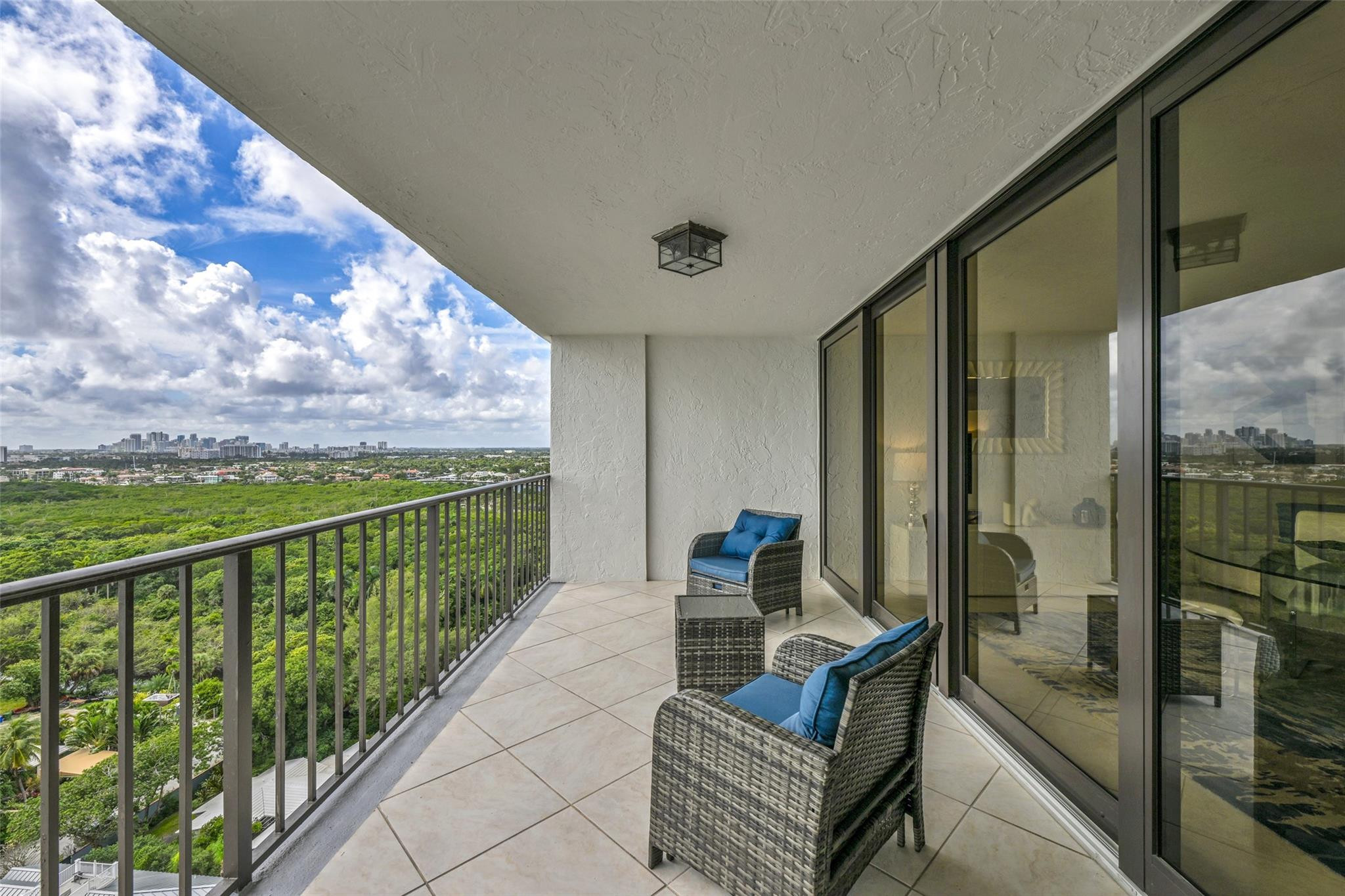 1901 N Ocean Blvd TH-D