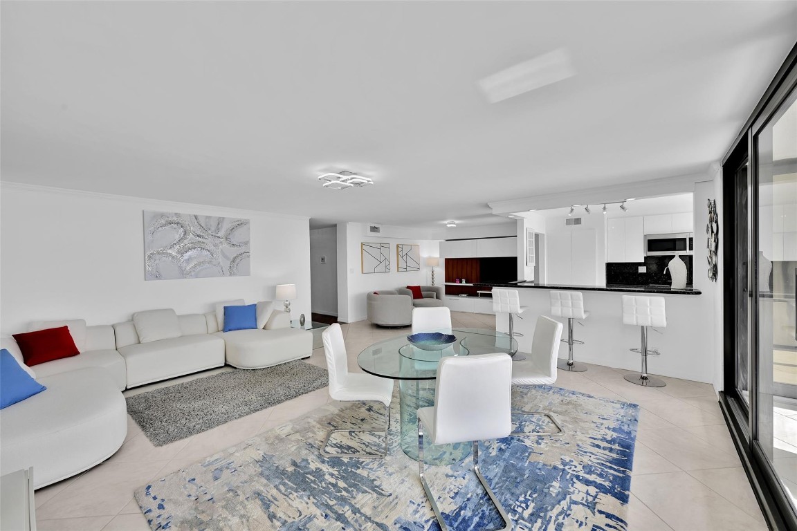 1901 N Ocean Blvd TH-D