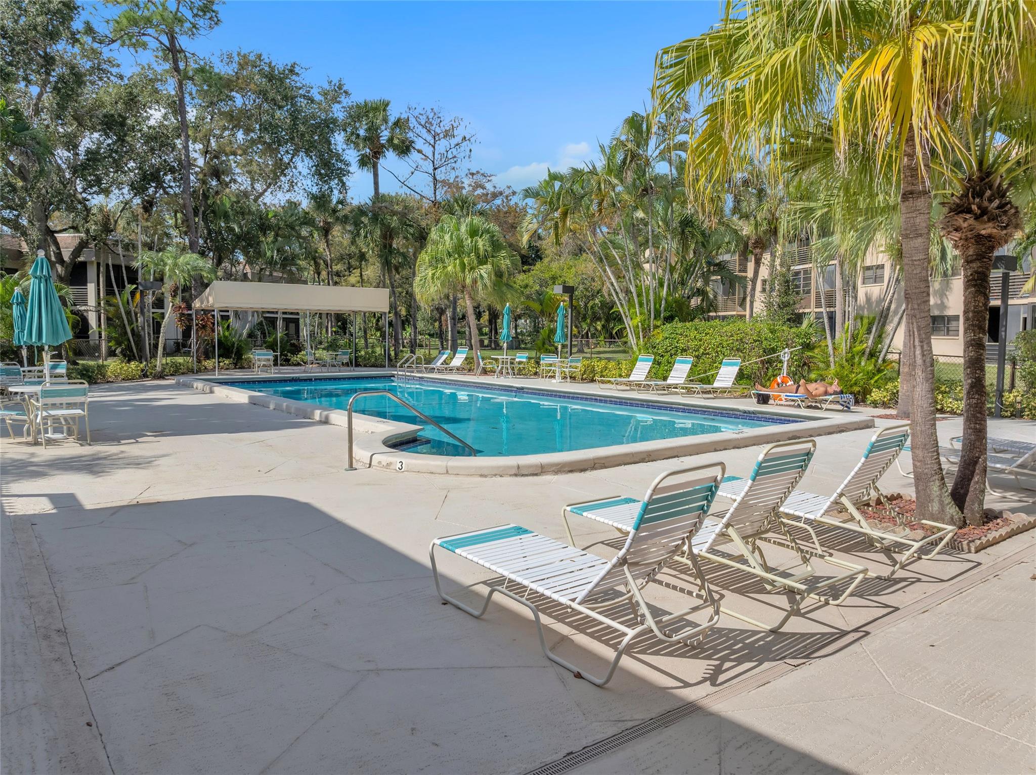 7653 NW 79th Ave 208
