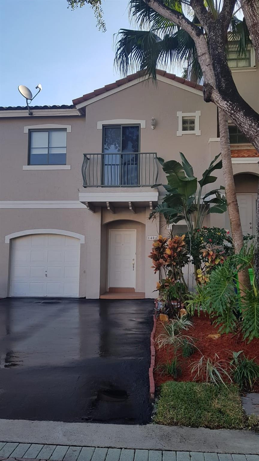 1404 NW 126th Ave 1404