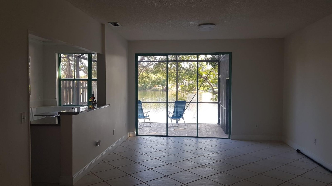 1404 NW 126th Ave 1404