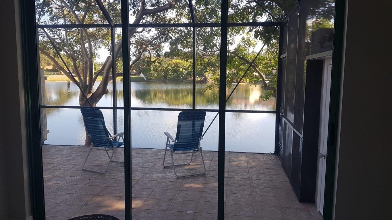 1404 NW 126th Ave 1404