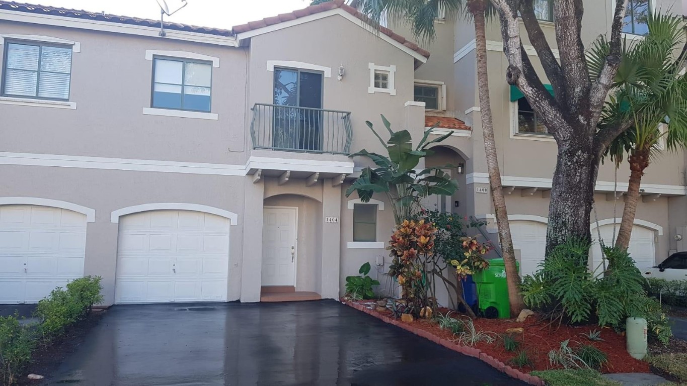 1404 NW 126th Ave 1404