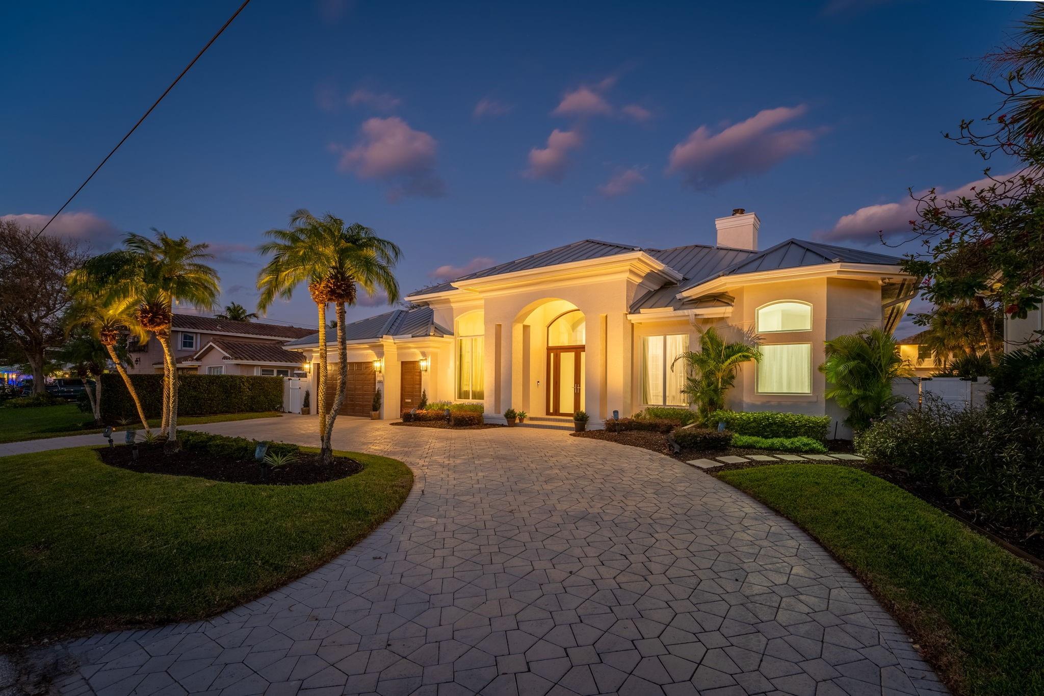 3800 NE 30th Ave