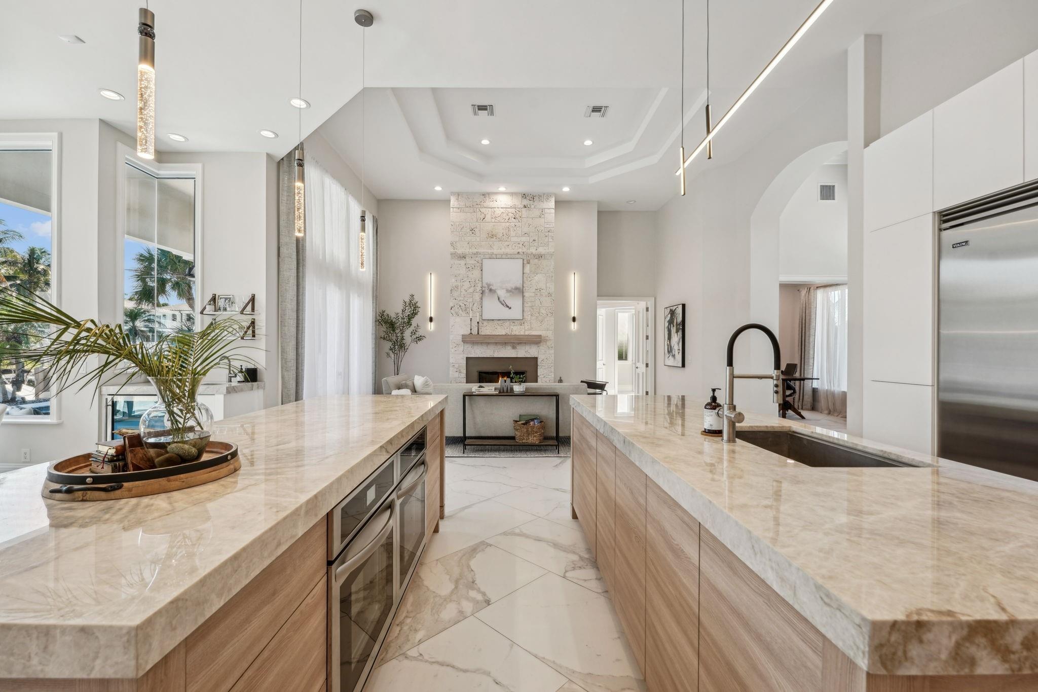 3800 NE 30th Ave