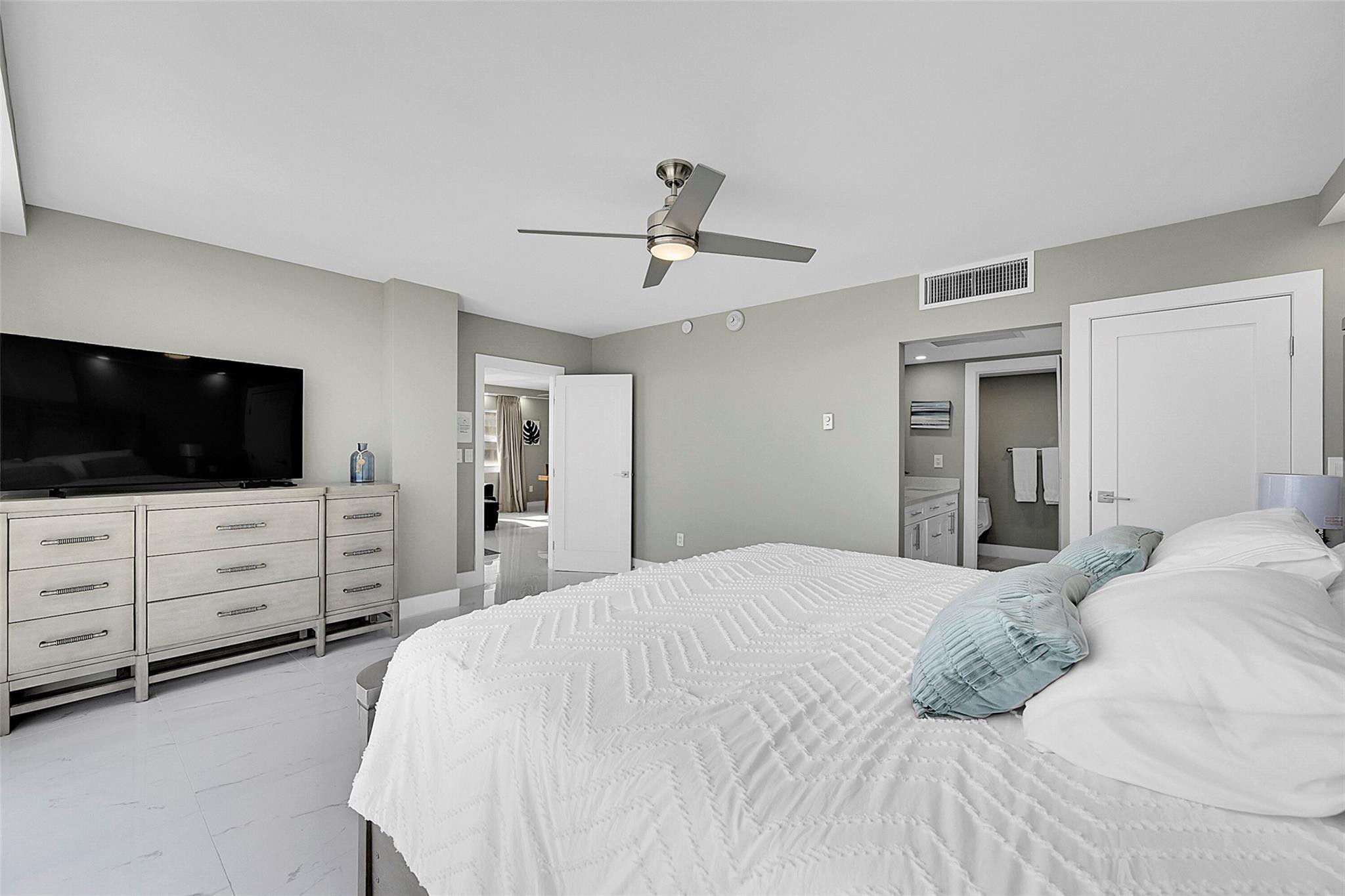 4040 Galt Ocean Dr 616