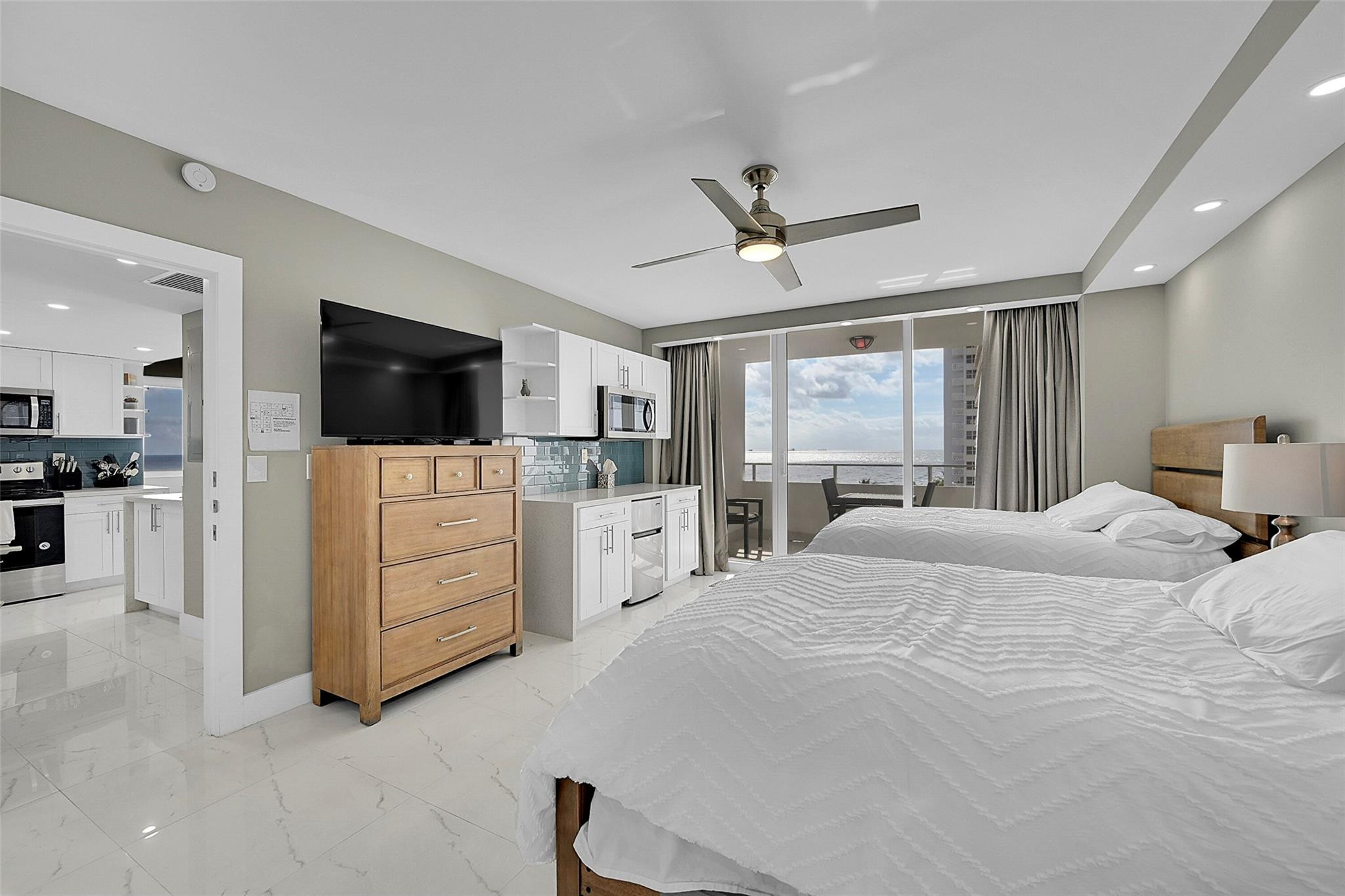 4040 Galt Ocean Dr 616